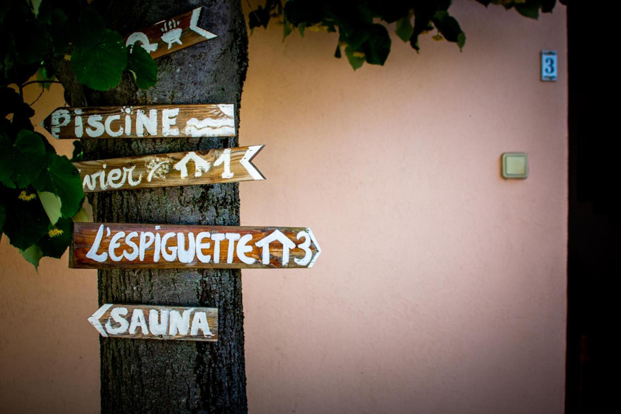 Les Bougainvillees De Camargue Villetelle Δωμάτιο φωτογραφία
